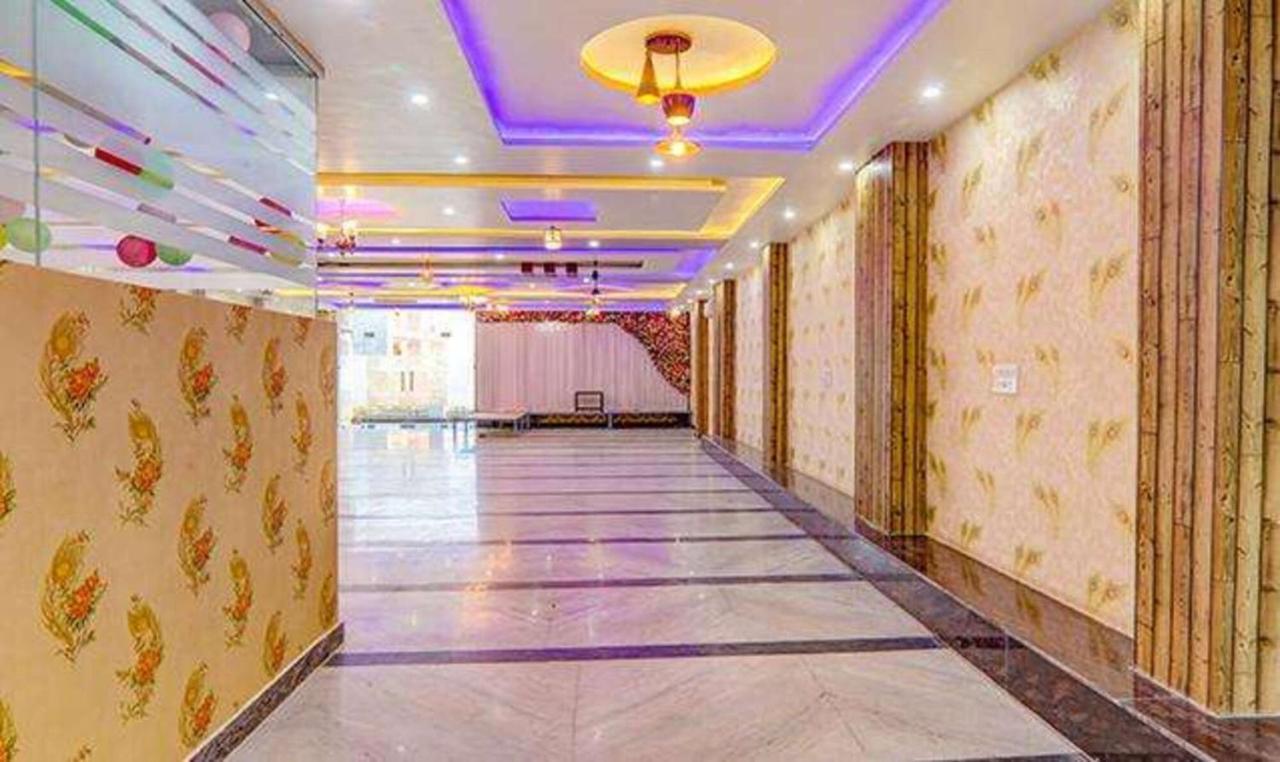 Fabexpress Ss Grand Hotell Banthra Sikandarpur Eksteriør bilde